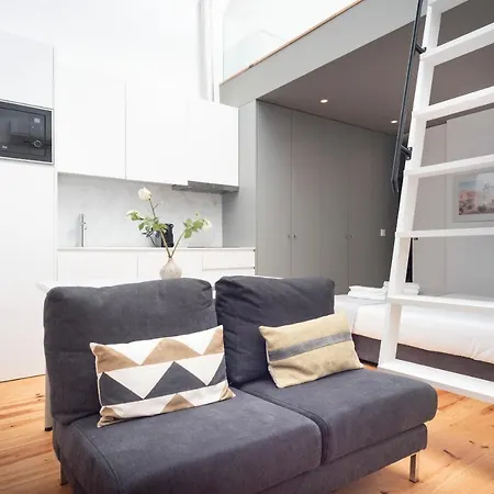 Apartment Attic Studio *